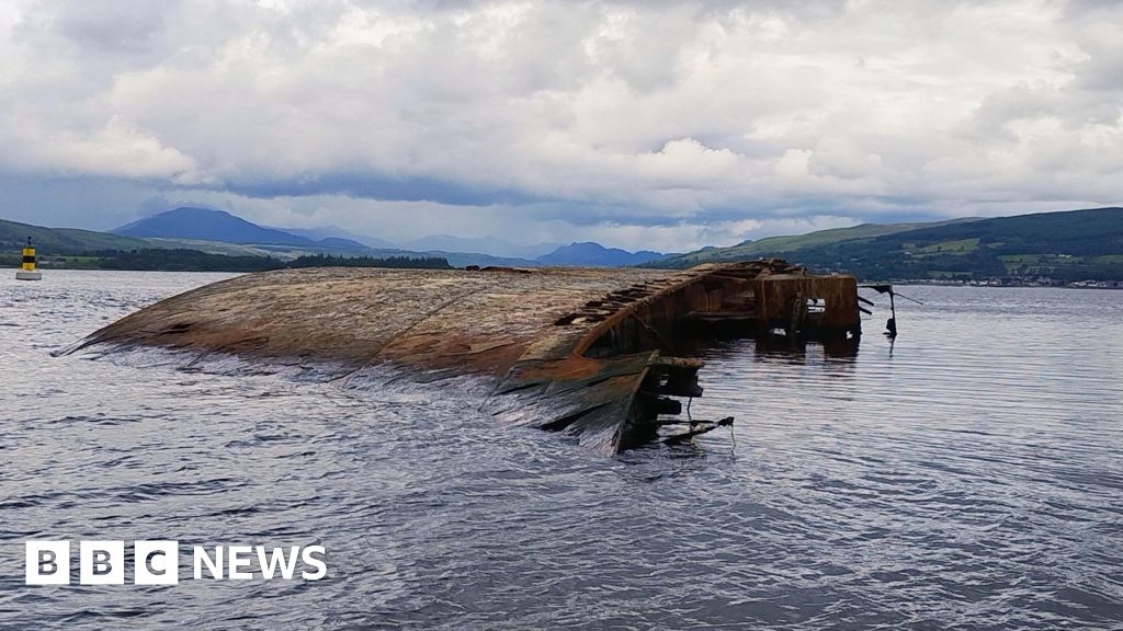 'Sugar boat' shipwreck set to sink from view on the River Clyde
