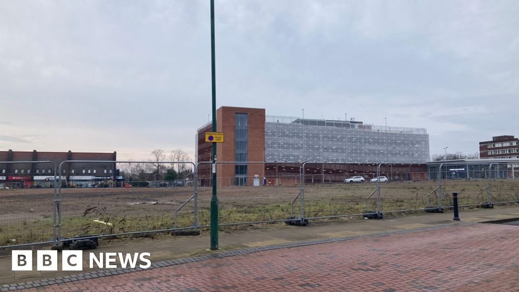 Temporary plans submitted for Crewe's Royal Arcade site