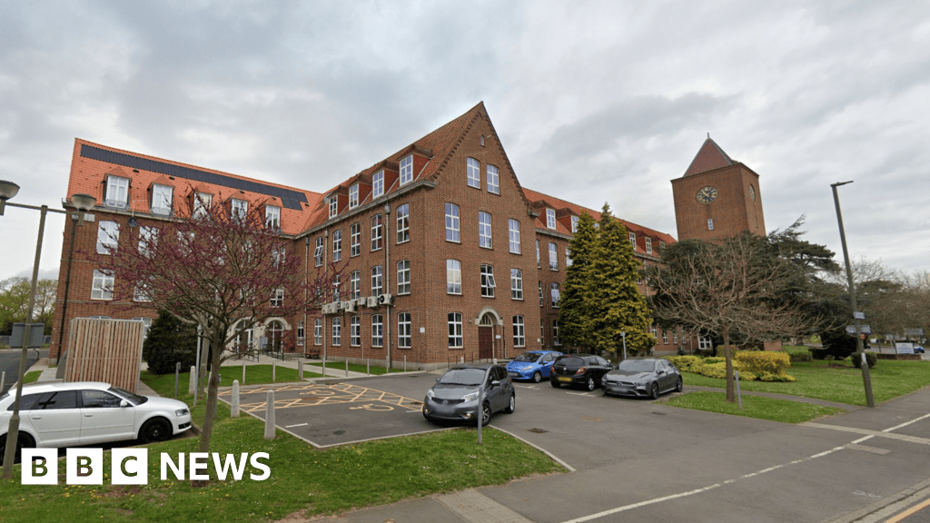 Weaknesses in council's financial records