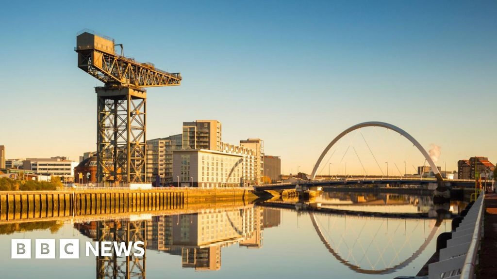 Glasgow gives go-ahead for 'tourist tax' on visitors