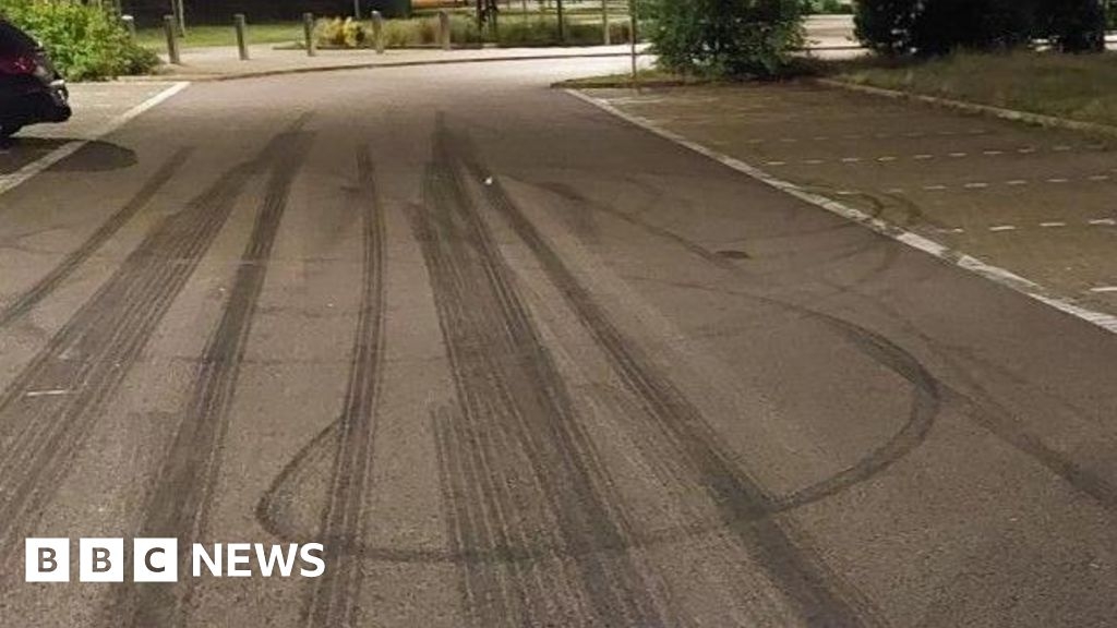 Boy racers putting lives at risk, Bury St Edmunds residents say