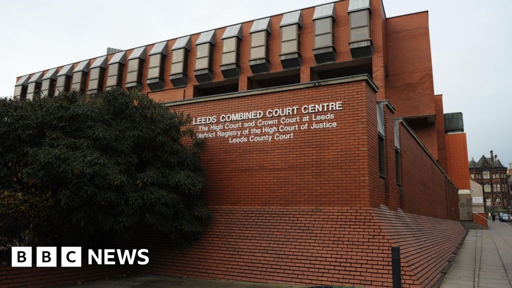 Mothers in legal contest over two-child benefit cap 'rape clause'