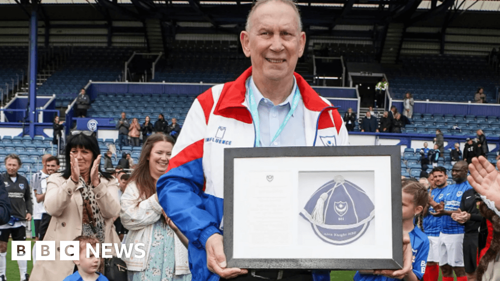 Charity football match held for ex-Portsmouth player Alan Knight