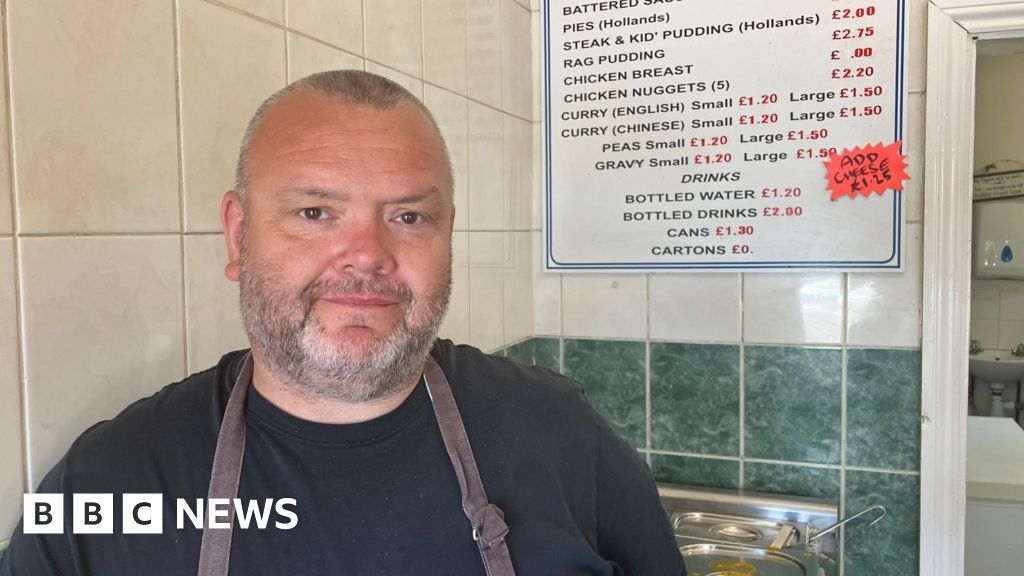 Castleton: Shopfronts revamp 'too little too late', trader says