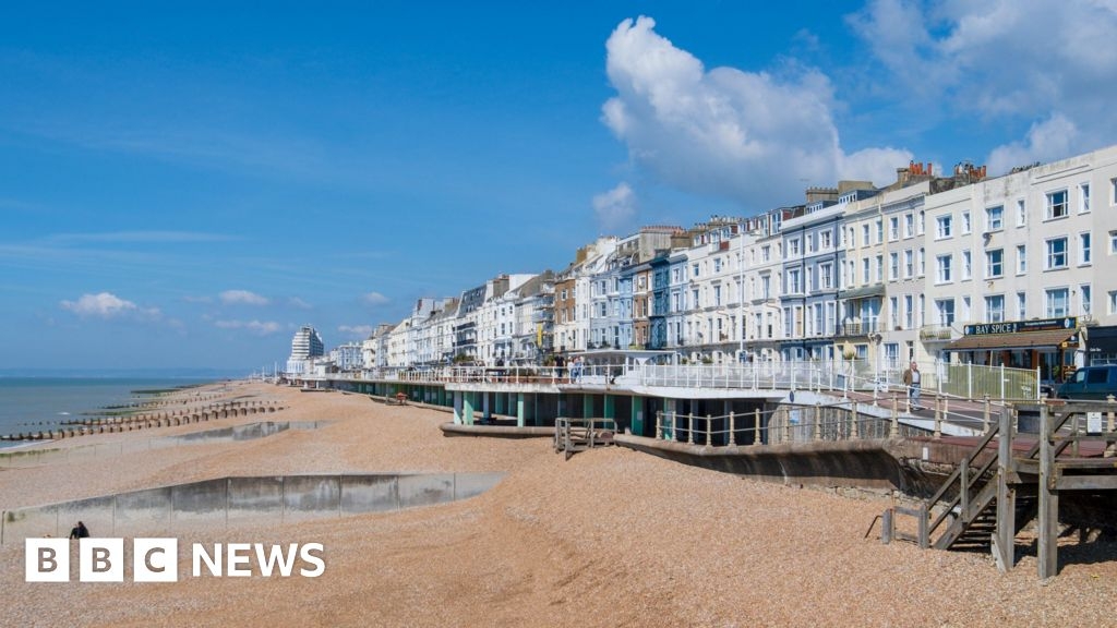 Hastings Borough Council clampdown on illegal promenade parking