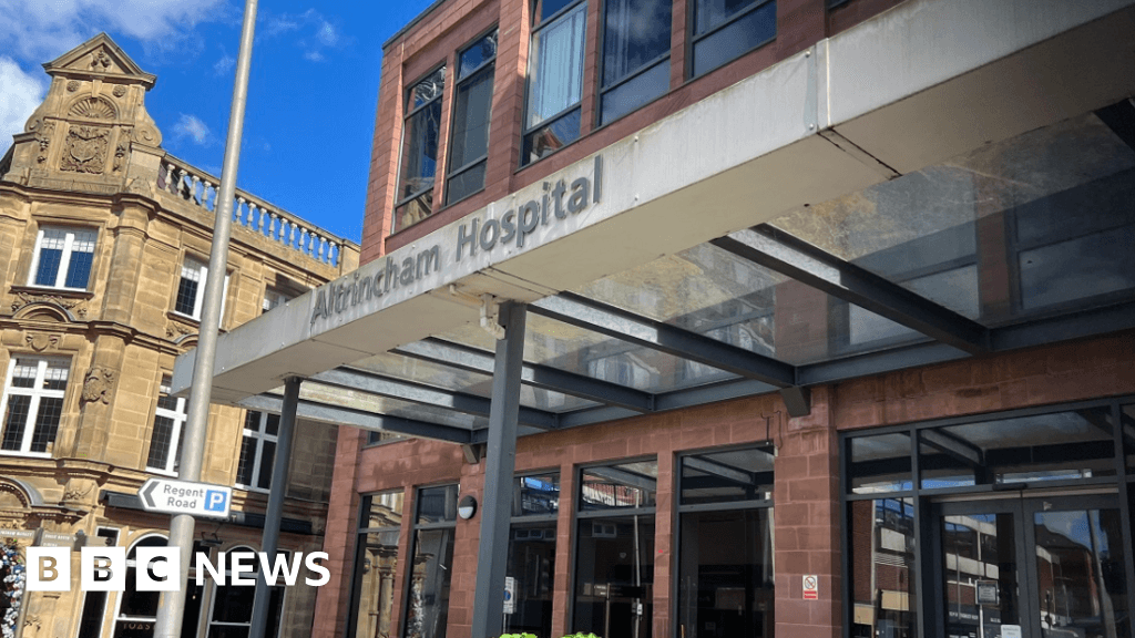 Calls for new diagnostics centre in Altrincham after unit shuts