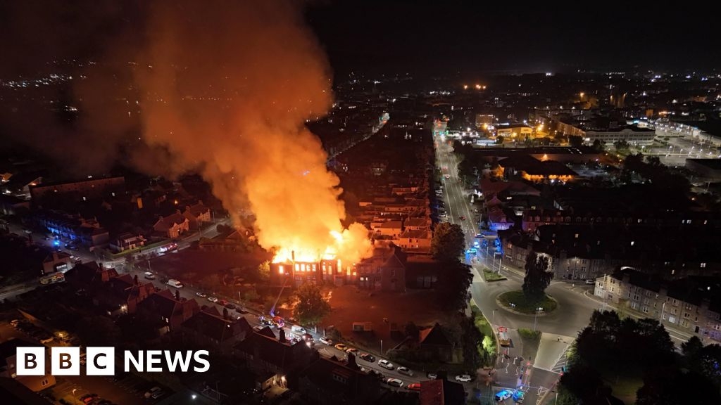 Man arrested over fire at former Perth primary school