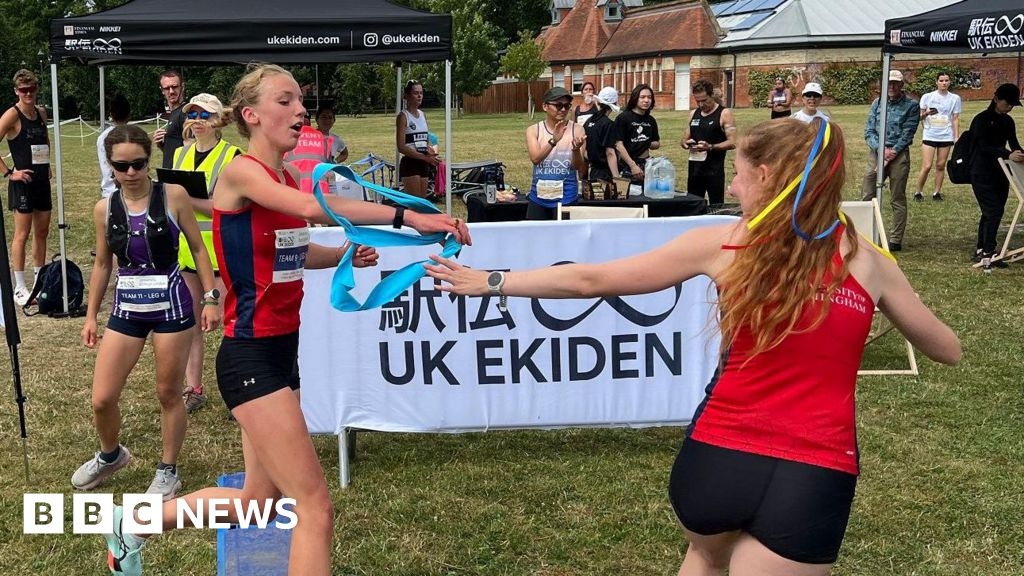 Japanese university triumph in second UK Ekiden on Thames Path
