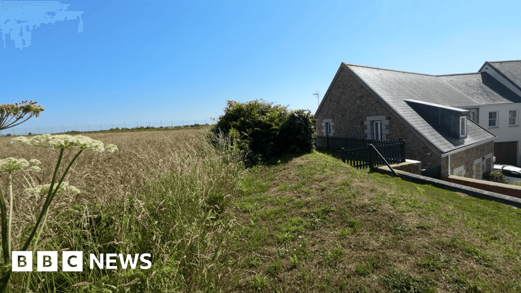 Neighbours raise concerns over planned Jersey sewage tank