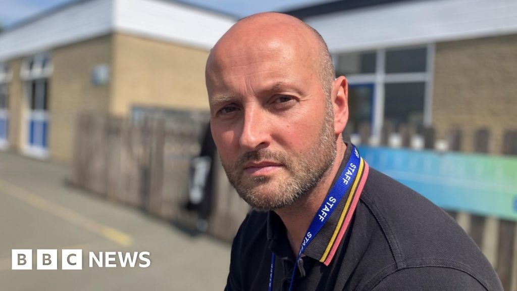 Parents 'respect' head's decision to leave Yeadon school