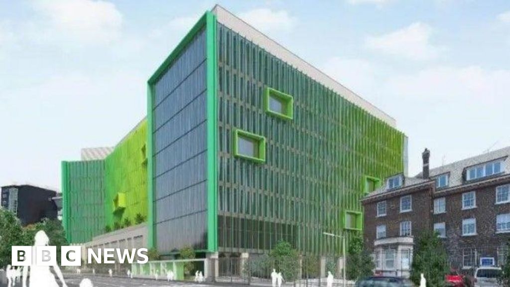 New Belfast maternity hospital could be delayed a further 28 months