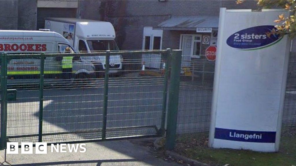 2 Sisters: Former workers sue chicken plant after contracting Covid