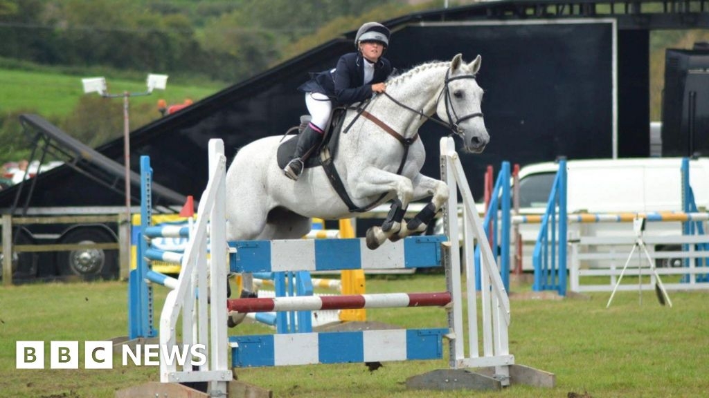 EllaFest in tribute to Dorset teenage showjumper's birthday