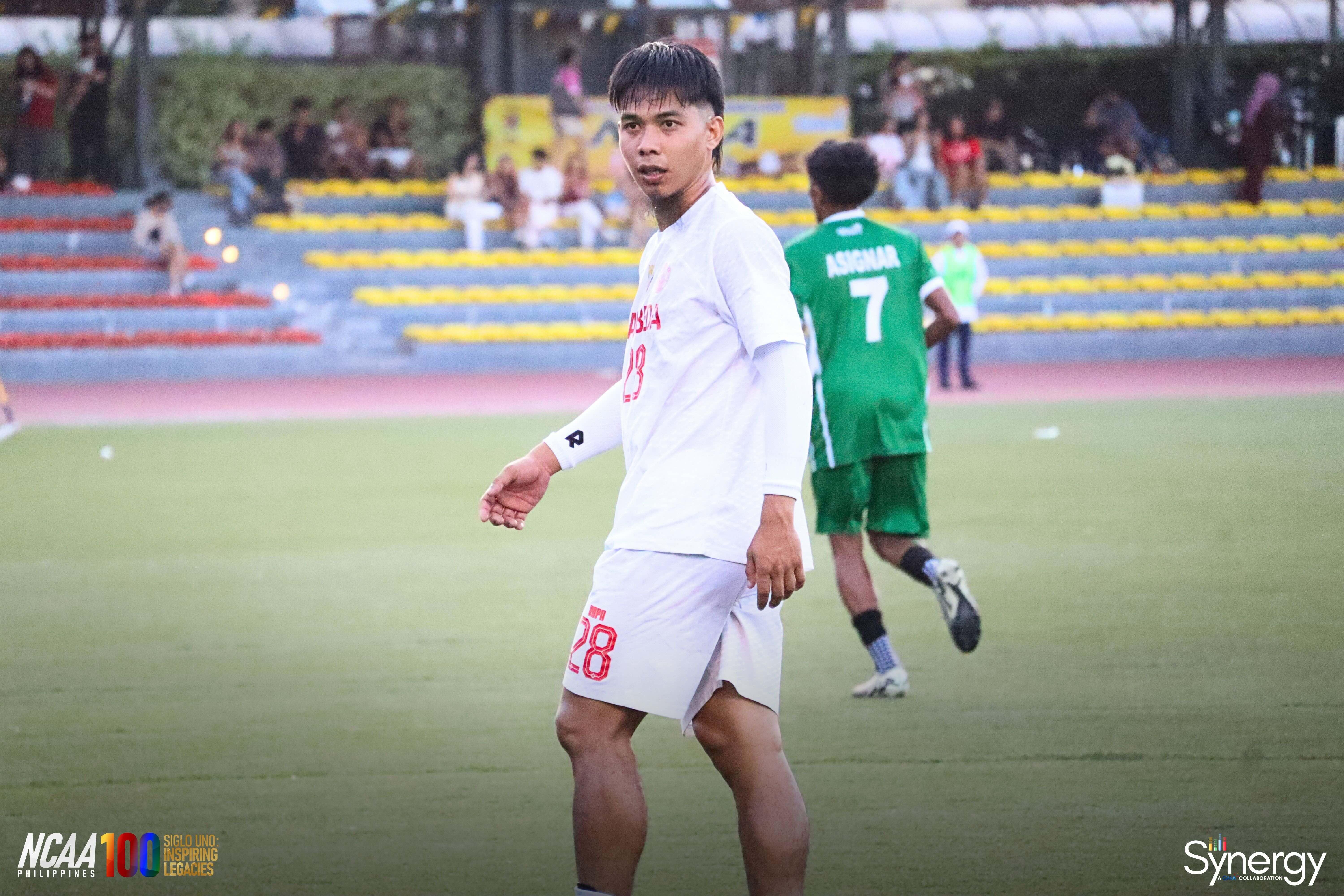 San Beda's Amir Aningalan among first football awardees of Collegiate Press Corps