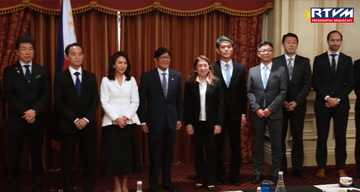 Marcos meets with Japanese tourism sector