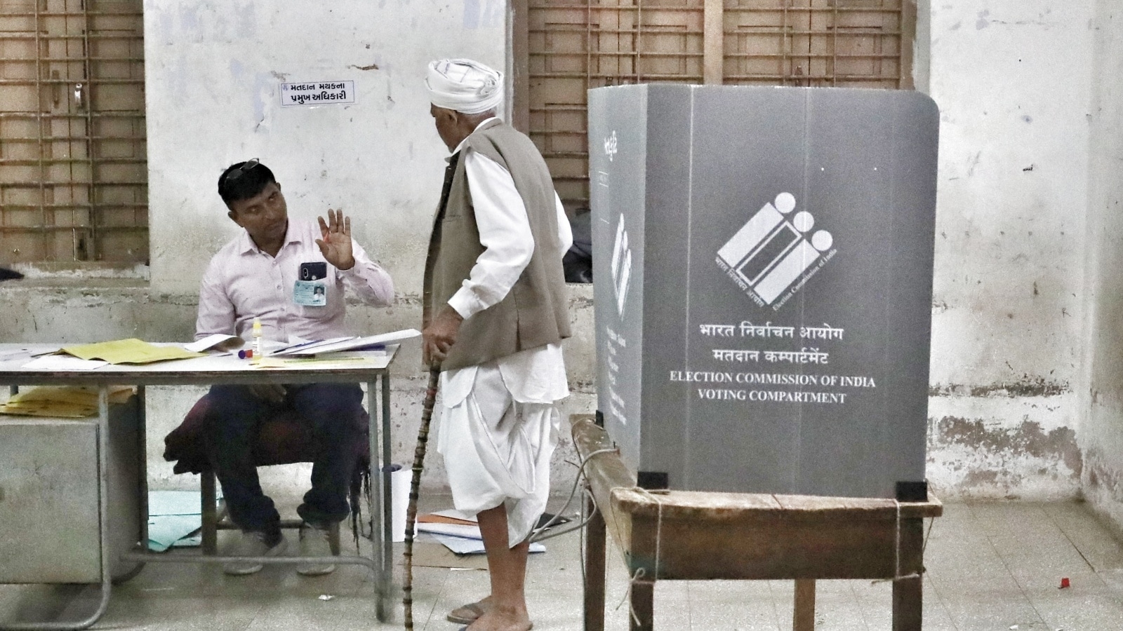 The many firsts in Bihar elections – phone deposit areas, fewer voters per booth, faster polling