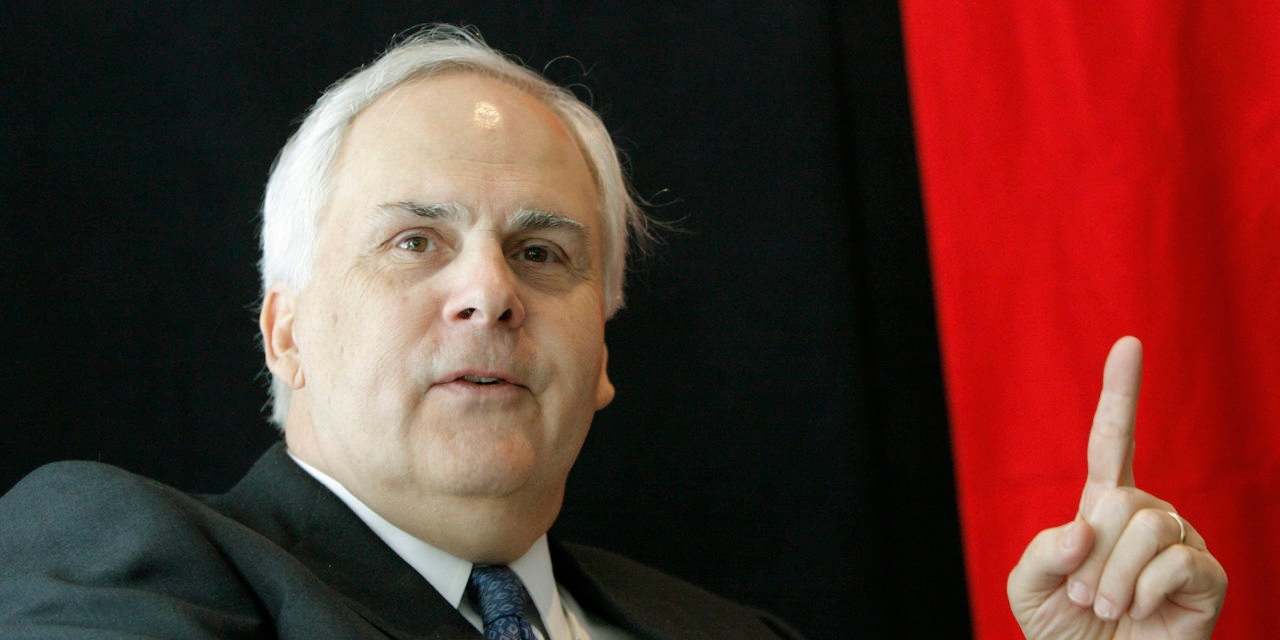 How Fred Smith Built FedEx From the Ground Up