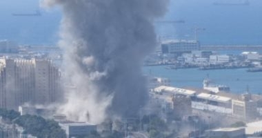 الاحتلال يعترف بإصابة 17 شخصا بإصابات خطرة فى القصف الإيرانى لحيفا