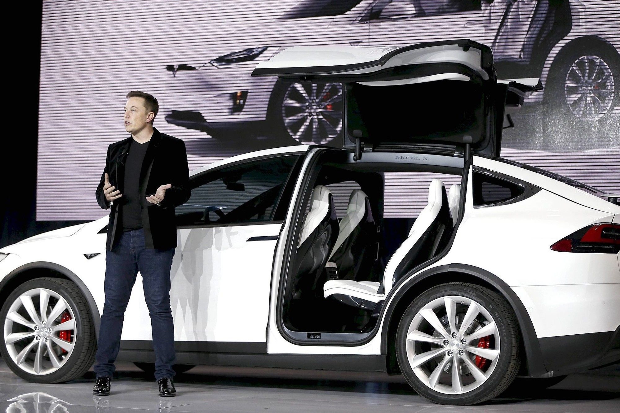Tesla on a winning streak after Musk says sorry amid Trump divorce