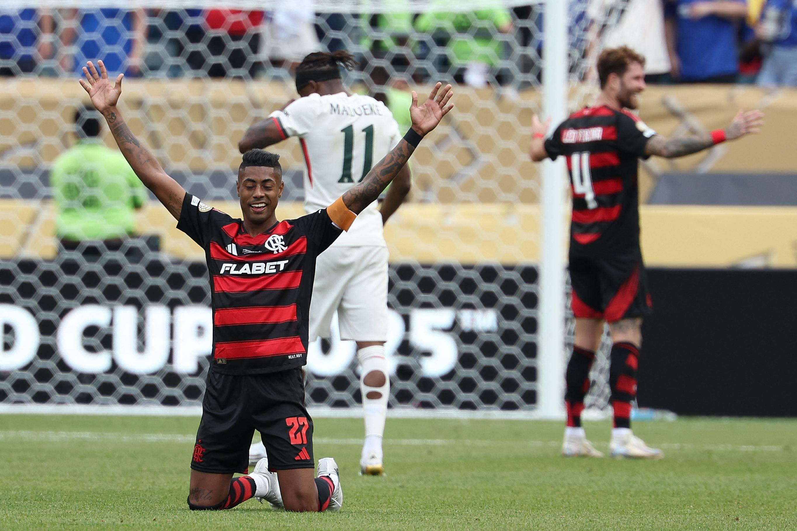 Flamengo stuns Chelsea in Club World Cup; Bayern edges Boca Juniors