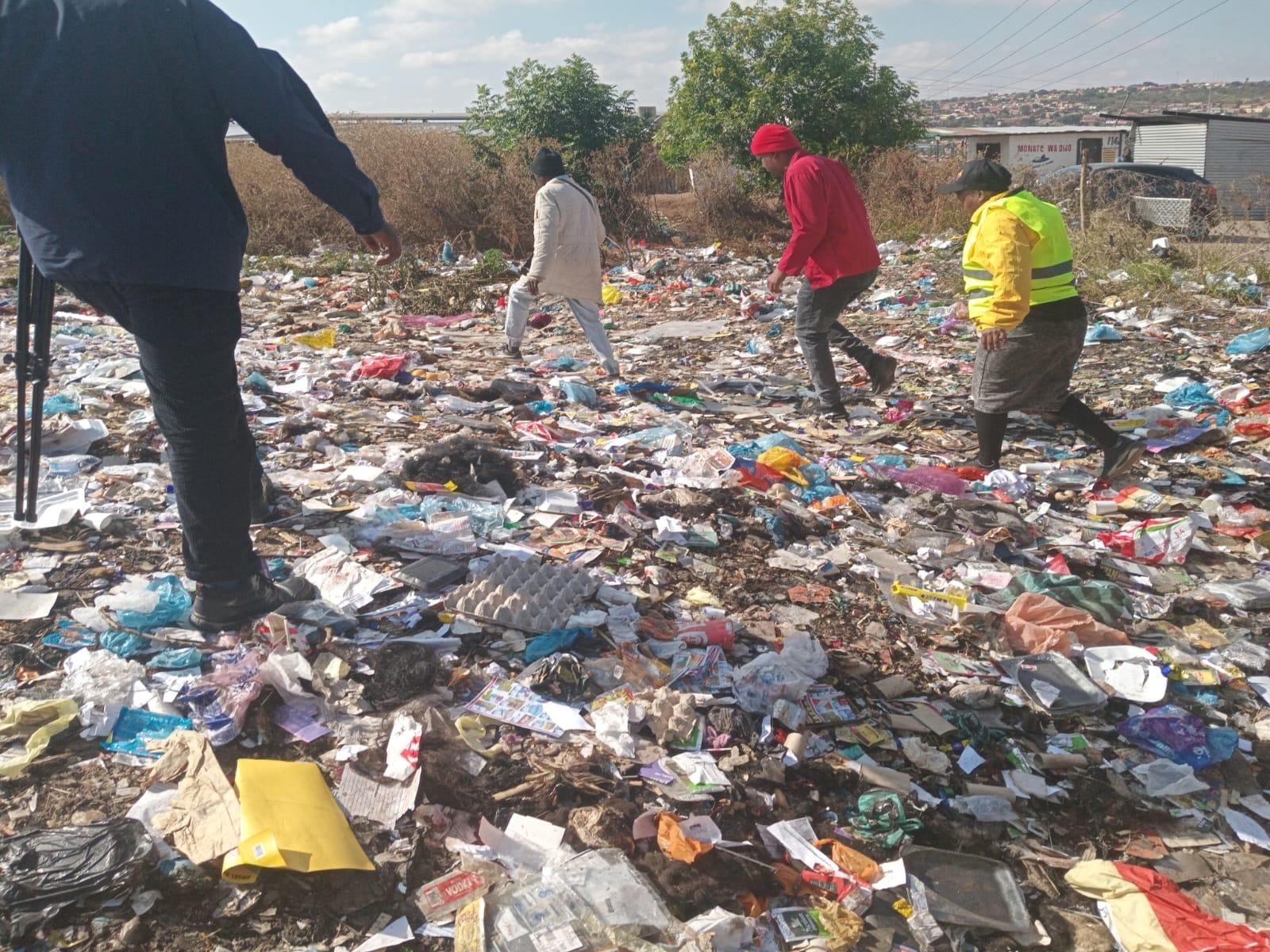 Take action this World Environment Day: Stop littering at Mabopane Taxi Station