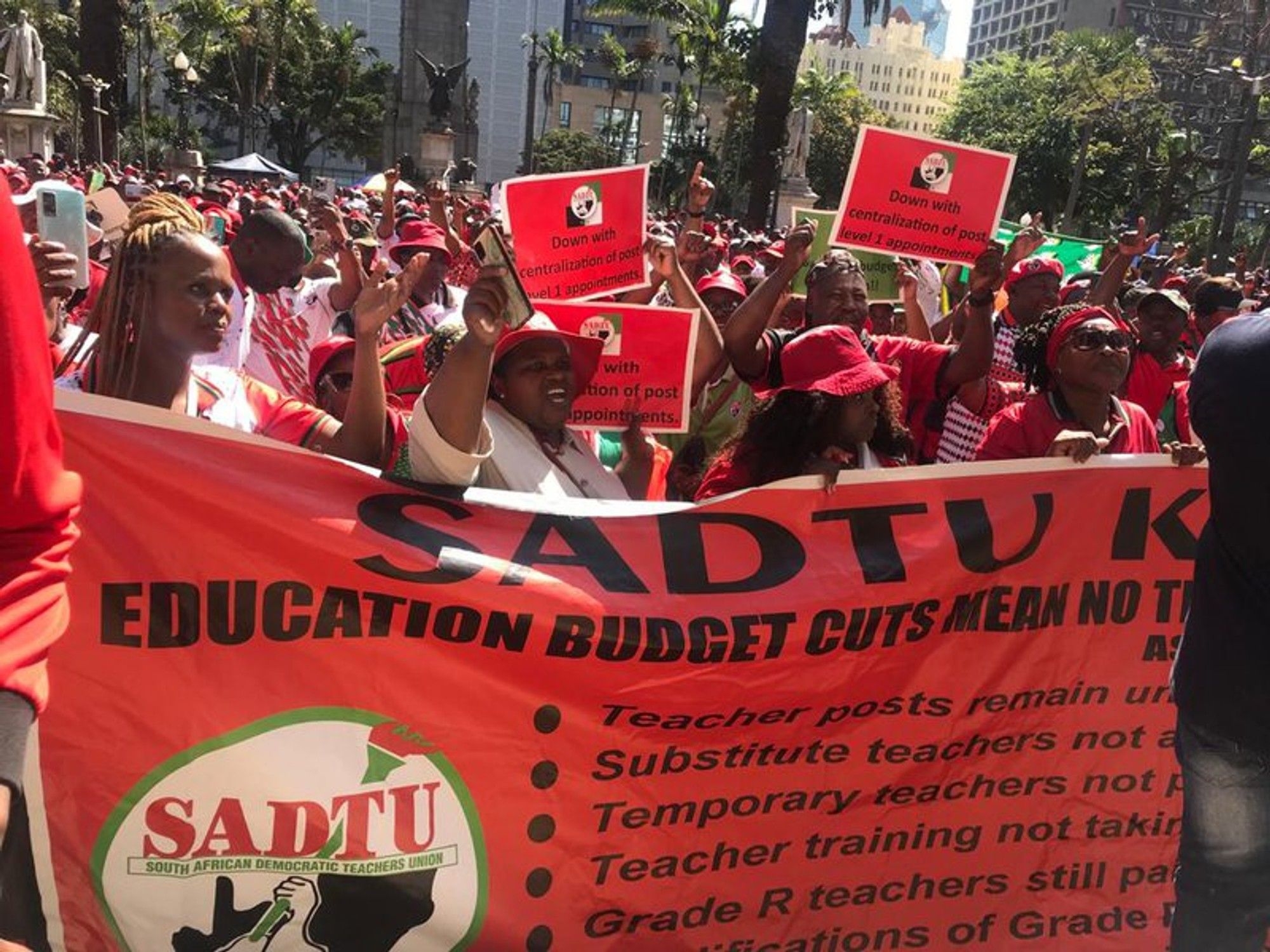 SADTU halts work-to-rule protest in KZN as Education Department pledges to make outstanding payments