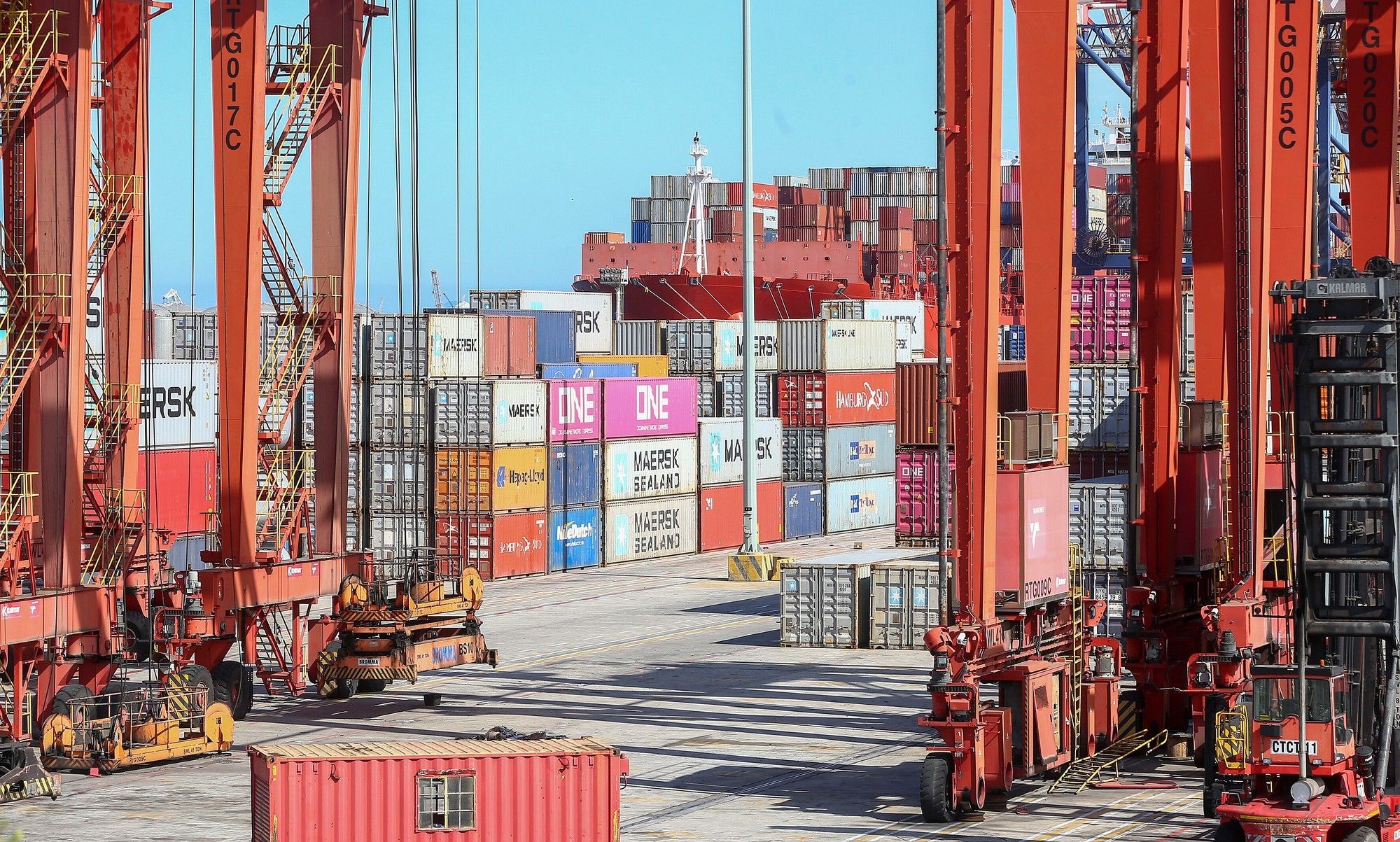 Transnet averts potential strike after reaching three-year wage agreement with workers unions