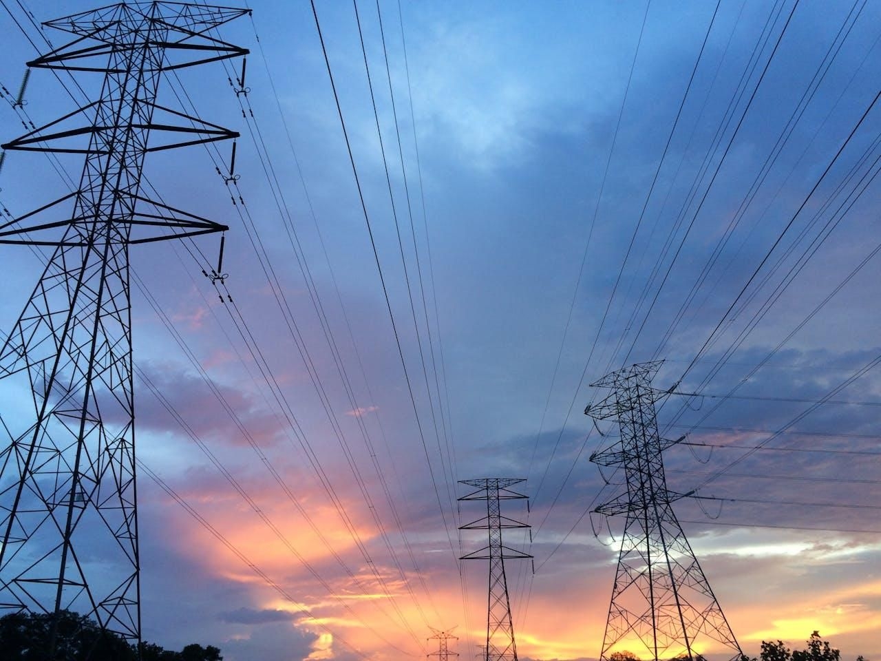 Eskom raises alarm over theft and vandalism affecting electricity restoration in Cape Town