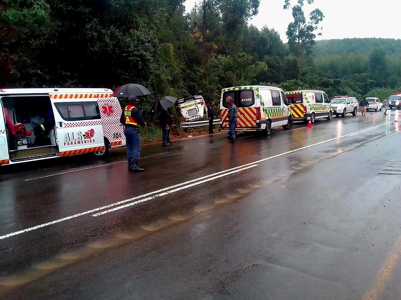 Seven detainees injured after police truck overturns on R56 near Richmond in KZN