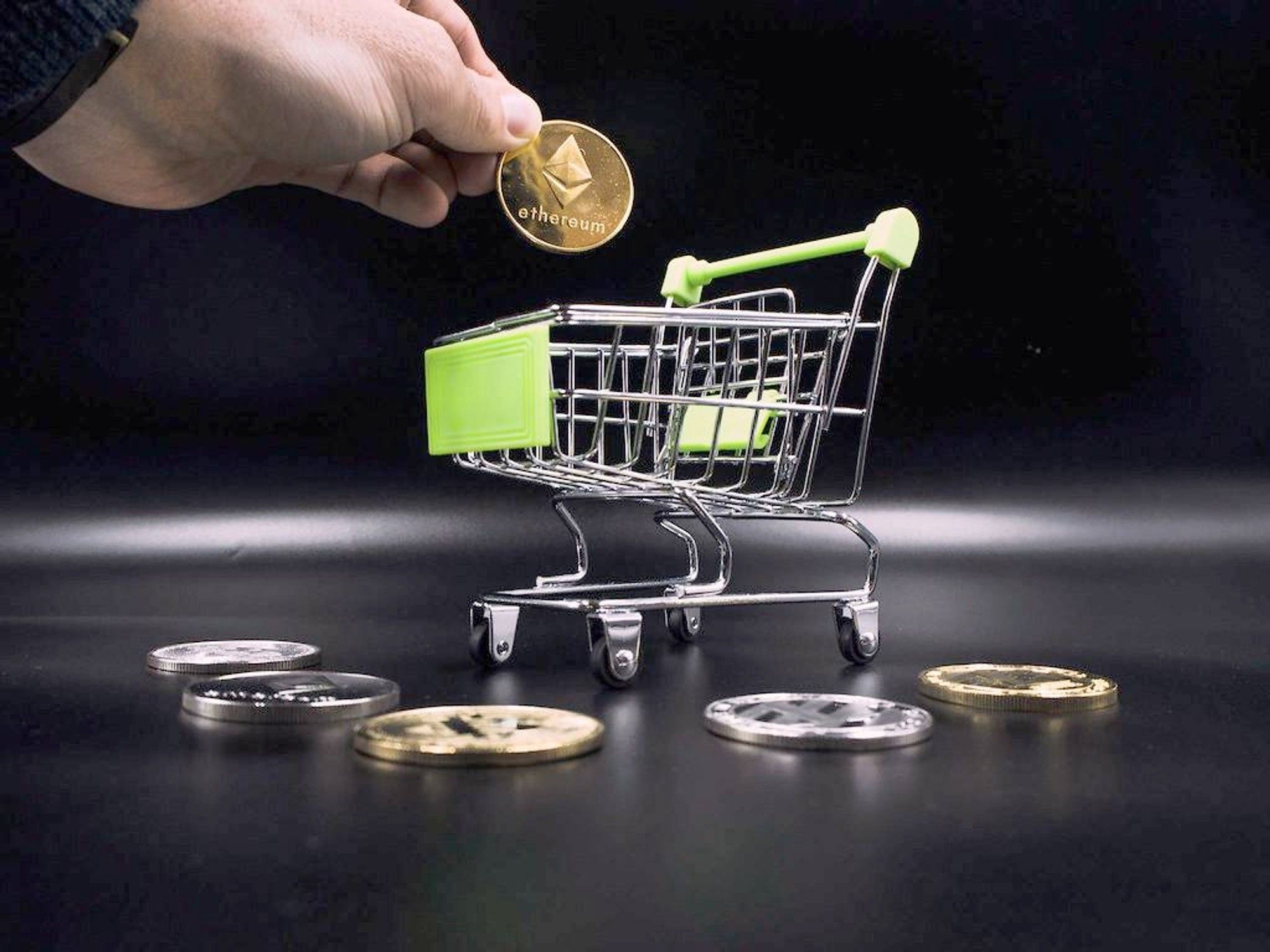 The wobbly table problem: can Stablecoins fix global payments?