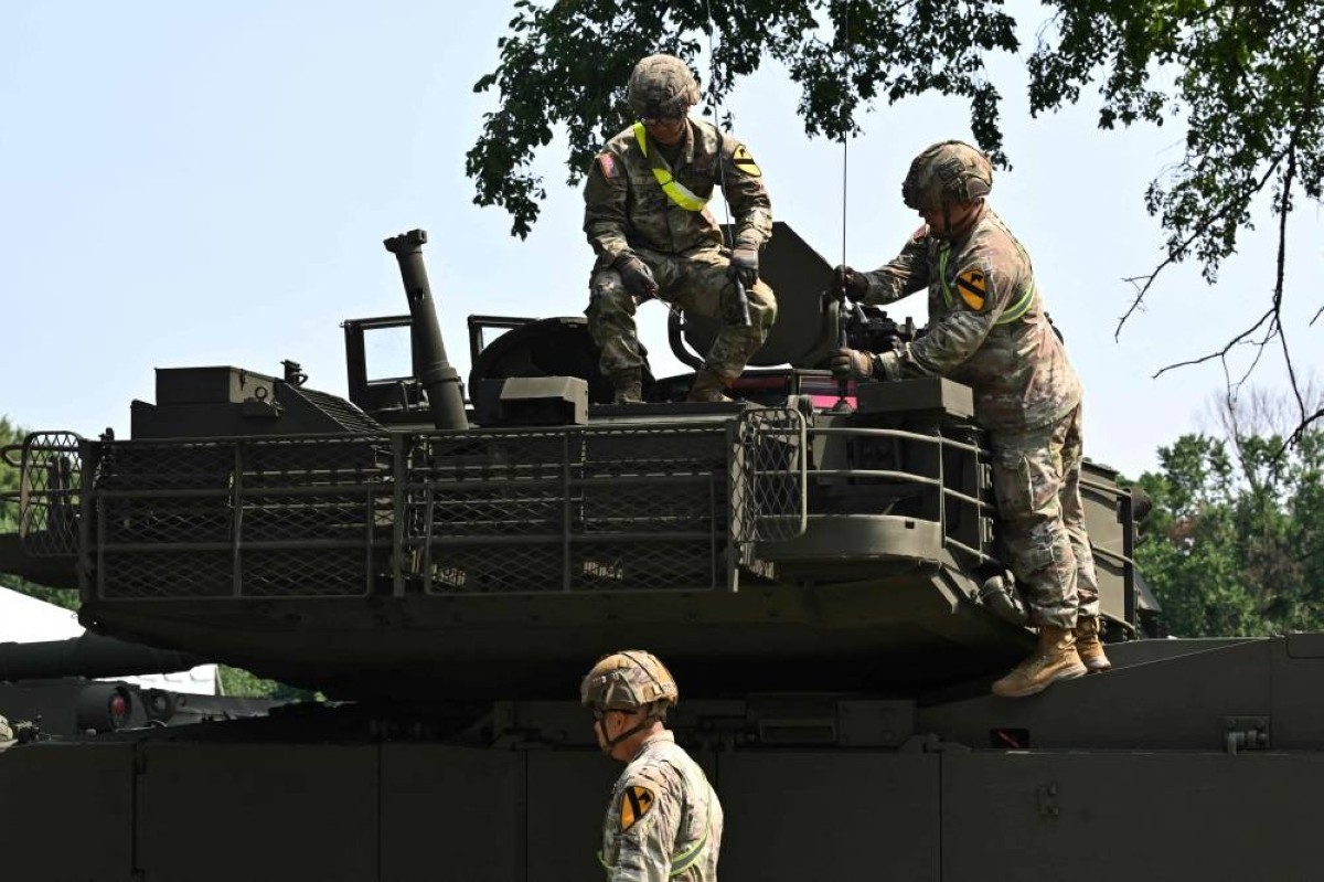 Partial evacuation of US embassies in Kuwait, Bahrain, Iraq