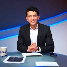كلام مهم.. أمير هشام يشوق متابعيه لـ حلقة برنامجه بلس 90