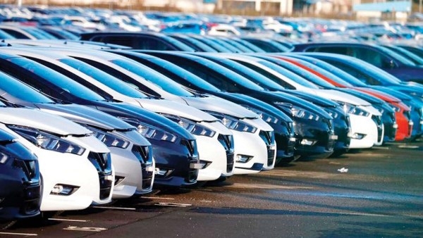 سيارات تحتفظ بقيمتها عند إعادة البيع بعد سنة من الشراء.. رينو داستر 2025 كسر زيرو بأقل سعر