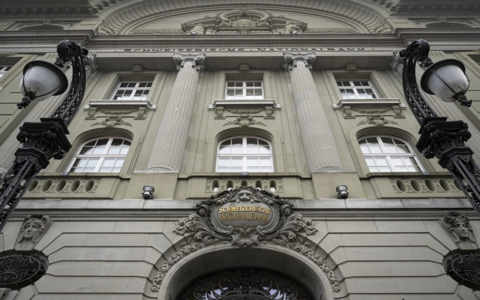 Euro zone bond yields nudge up following Fed decision