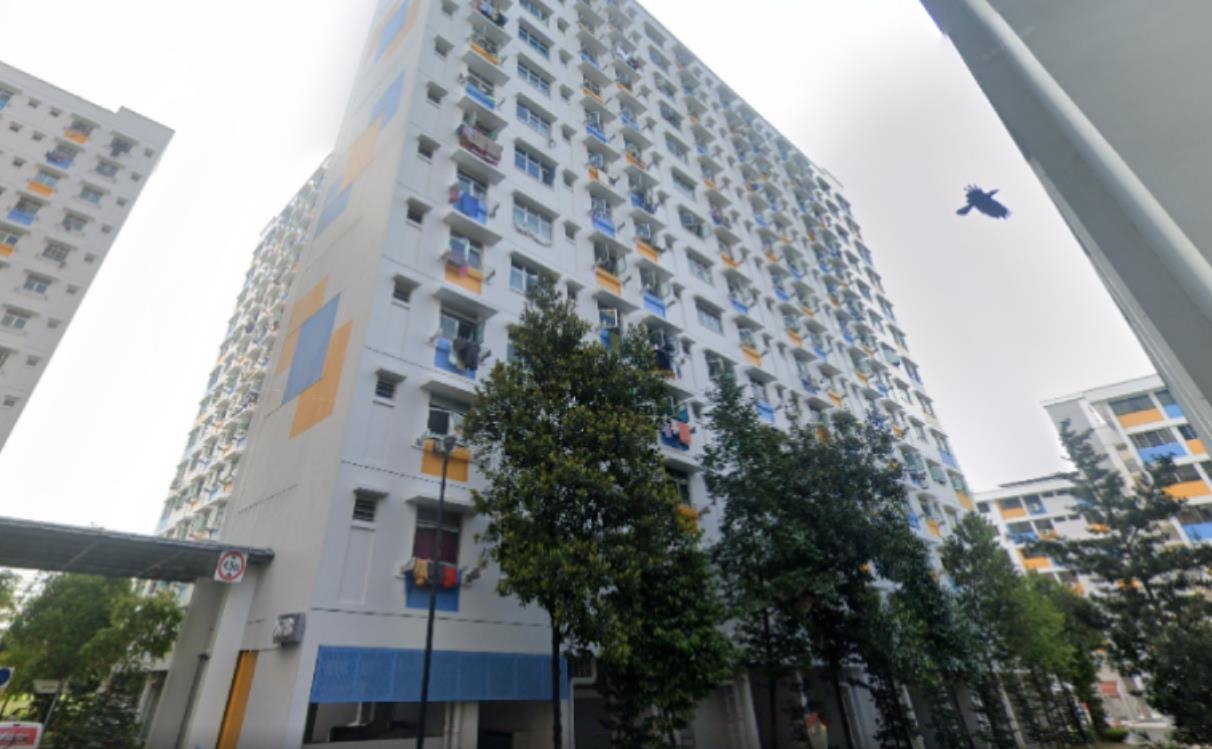 Decomposing body of 76-year-old found in Jurong West flat after days of no contact