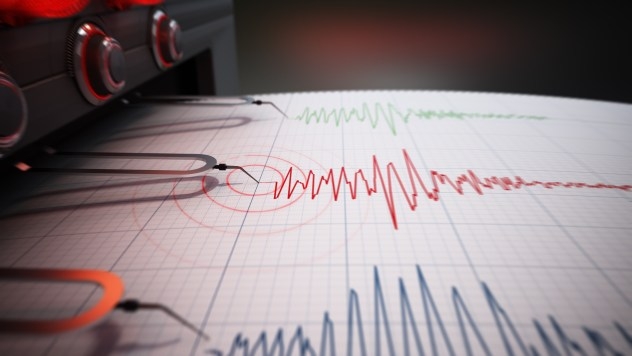 6.0 magnitude earthquake prompts tsunami warnings in Greece