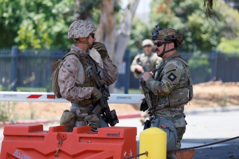 What will the US Marines do in Los Angeles?