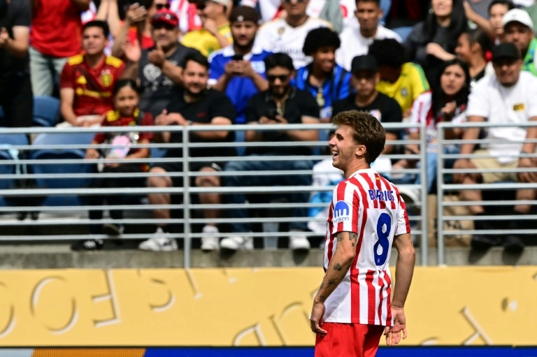 Barrios double gets Atletico back on track