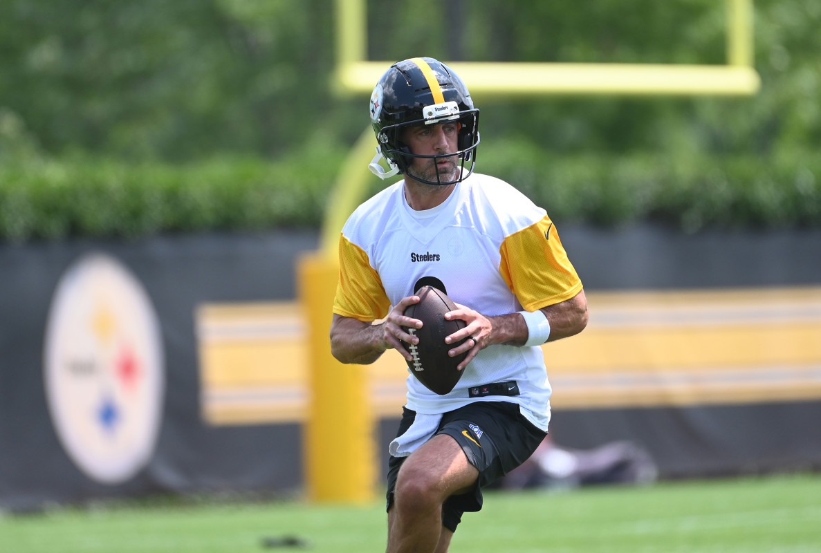 Insider Says Rodgers Impacted Steelers' Pickens Trade