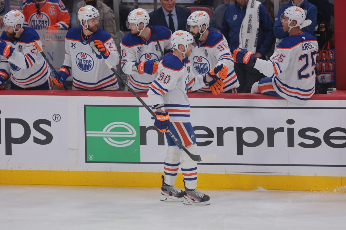 Corey Perry Reveals More Details on Speech That Saved Oilers