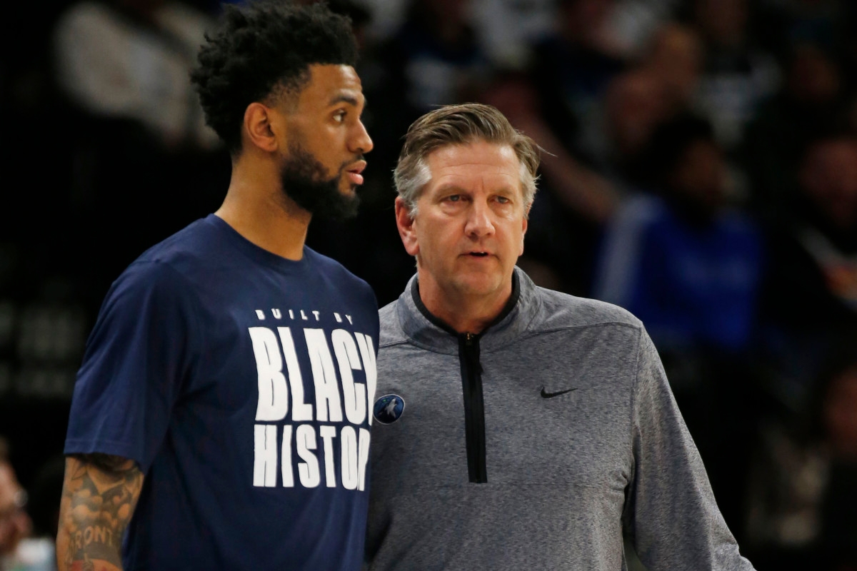 Hawks Predicted to 'Steal' Playmaking 6-Foot-5 Guard