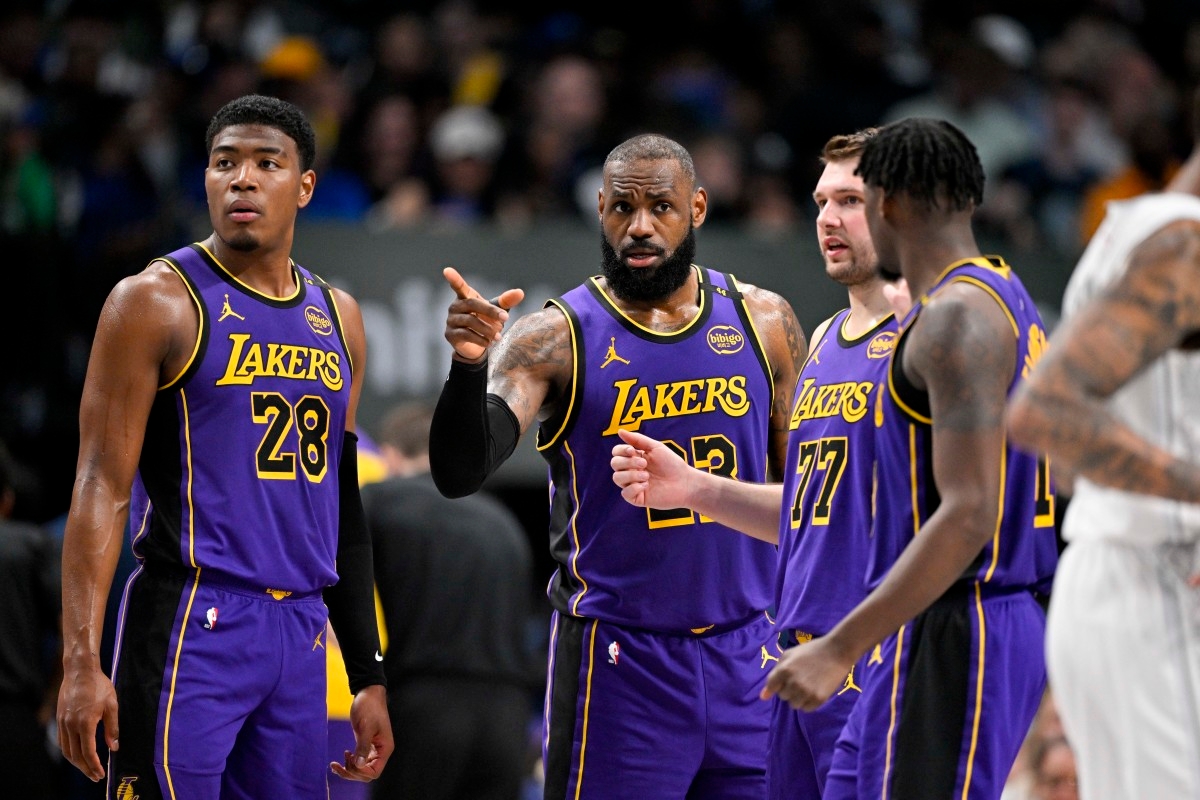 Lakers Predicted to Sign 31-Year-Old Center This Offseason