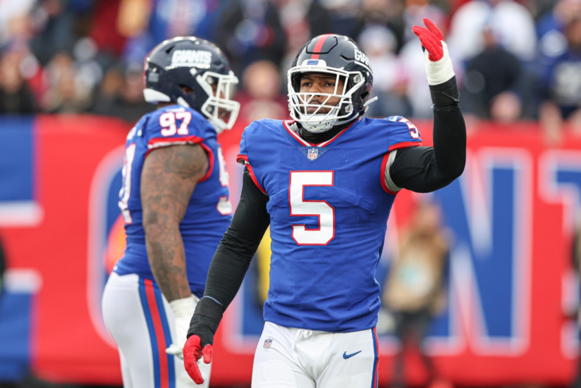 Giants' Thibodeaux Chasing T.J. Watt