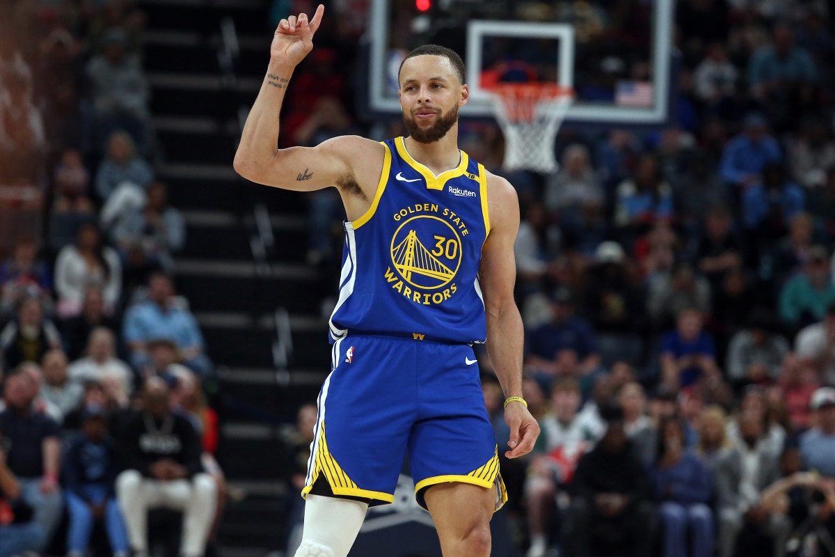 Eastern Conference Team Urged to Trade For Steph Curry's Warriors Teammate