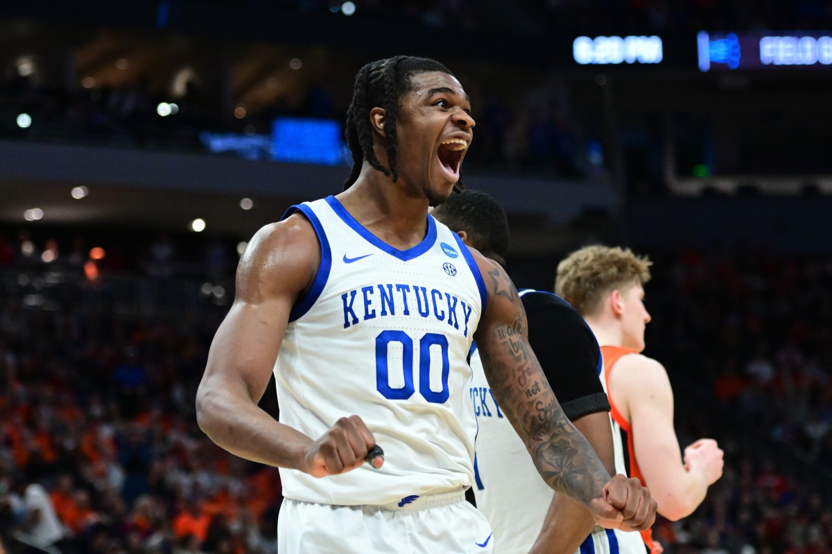 Kentucky Star Embraces NIL Era, Returns for Senior Season
