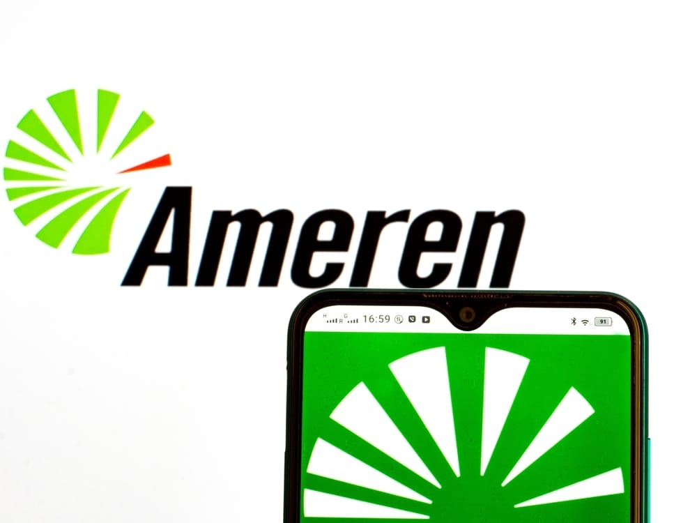 Is Ameren Stock Outperforming the S&P 500?