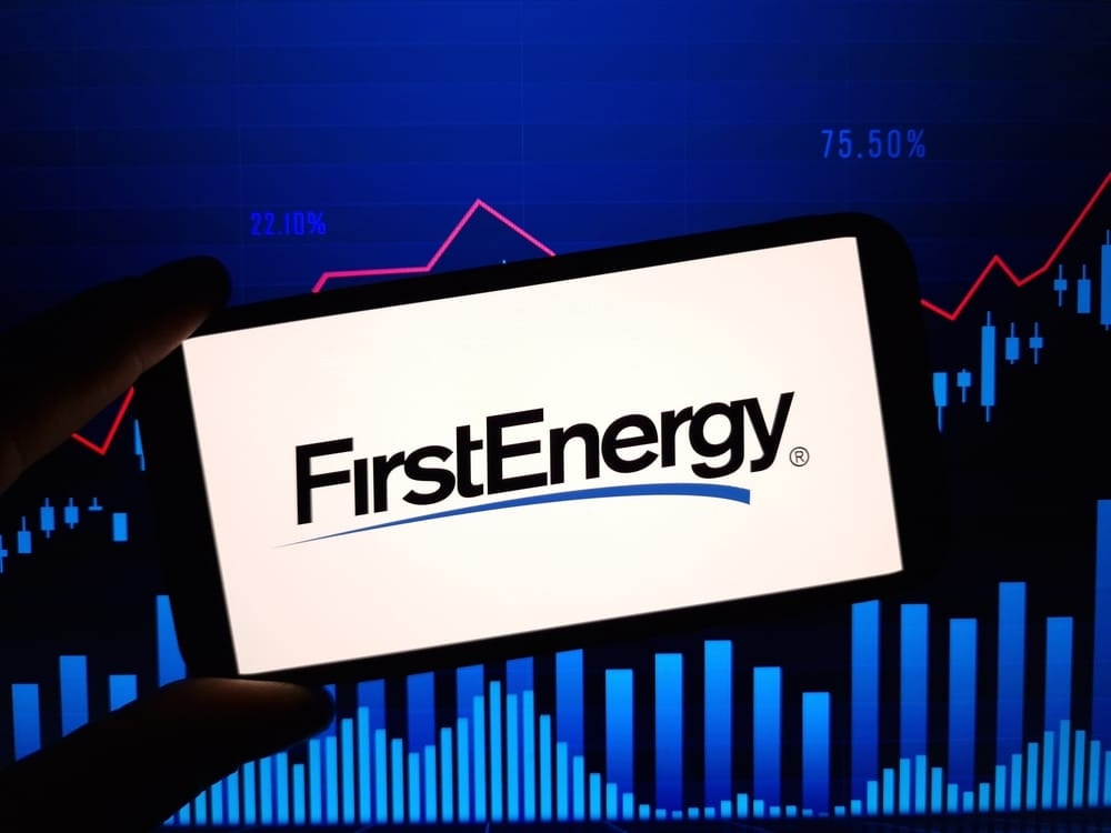 FirstEnergy Stock: Is FE Underperforming the Utilities Sector?