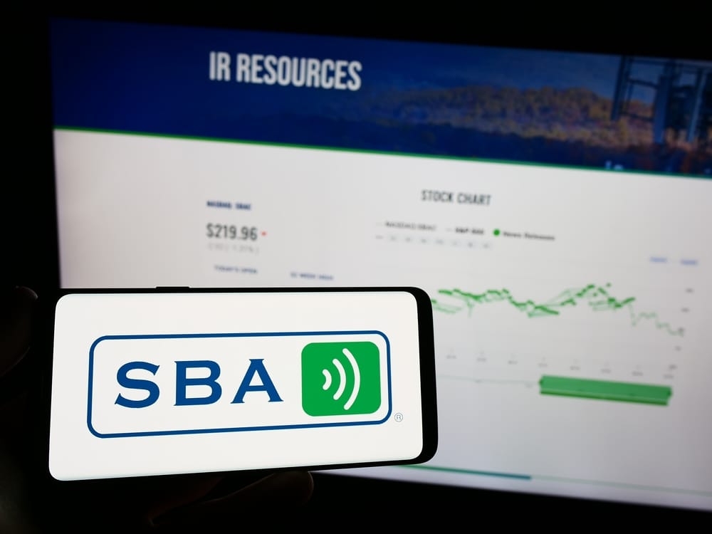 SBA Communications Stock: Is SBAC Outperforming the Real Estate Sector?