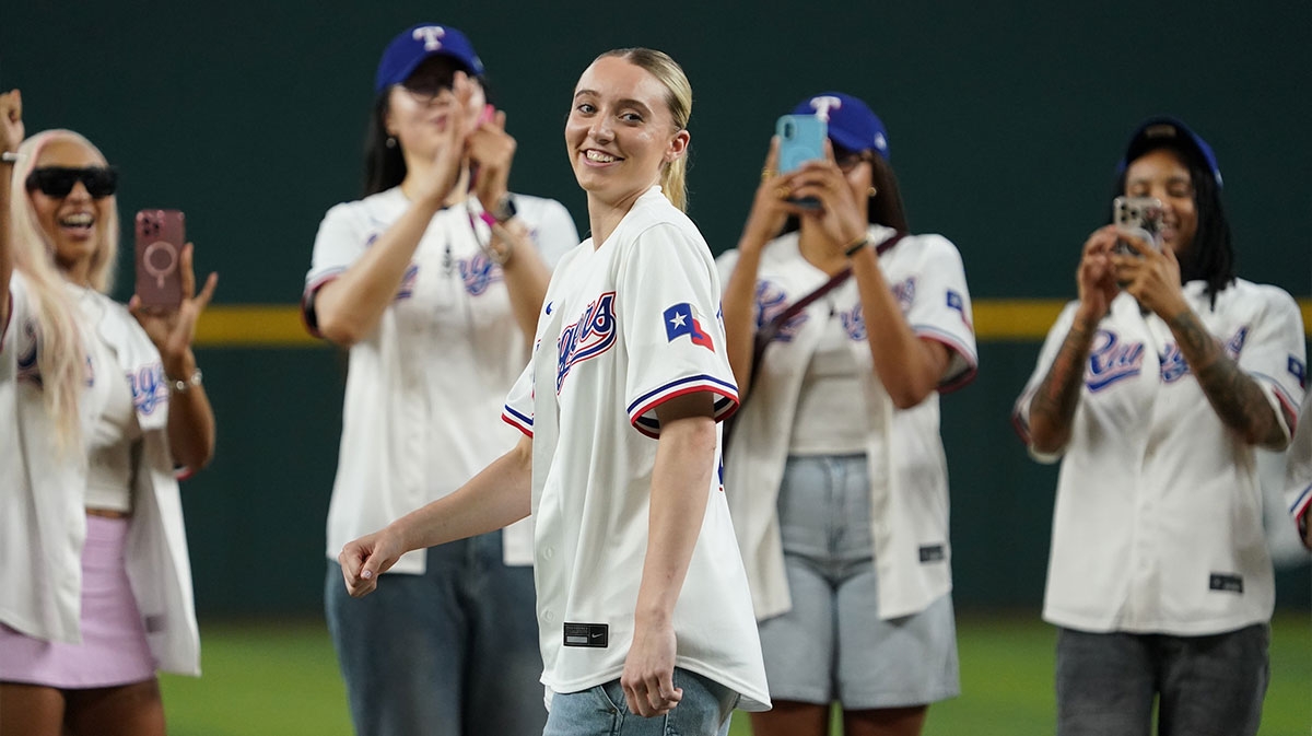 Wings' Paige Bueckers delivers ‘nonchalant' strike in 1st pitch before Royals-Rangers