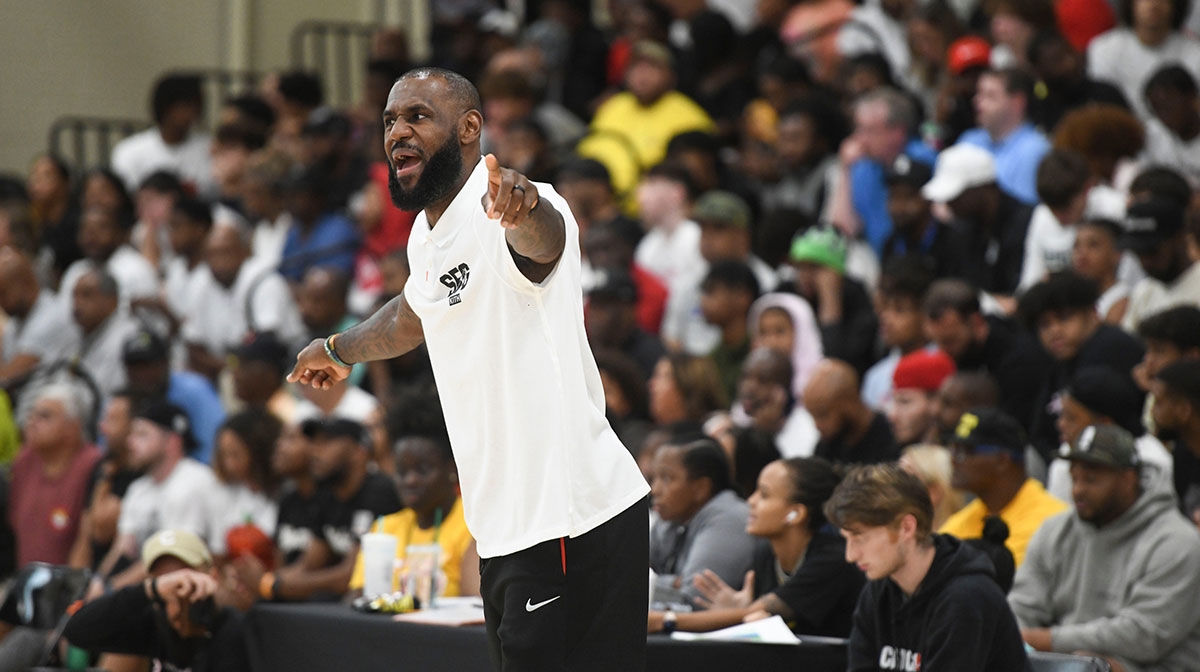Lakers' LeBron James bluntly puts potential coaching future to bed